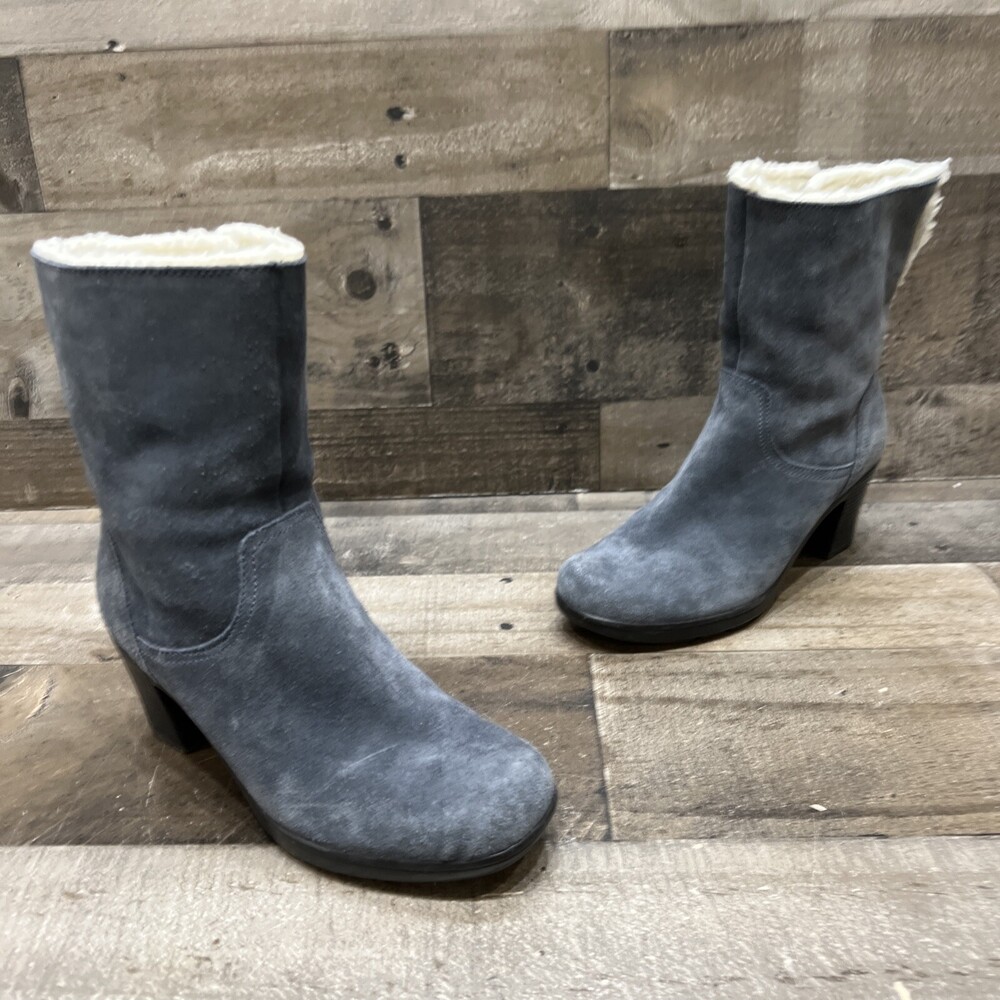 Clarks Bendables Womens Faux Fur Lined Blue Suede Side Zip Heeled Boots Size 6 M